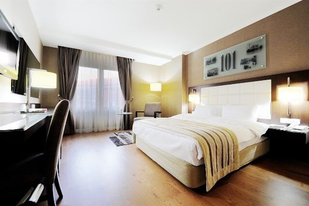 Kent Hotel 4*