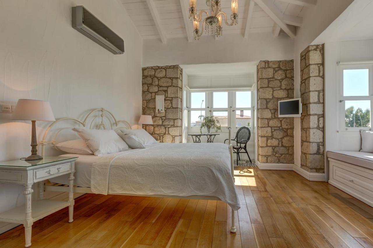 Casa Bella +12 Hotel 2*