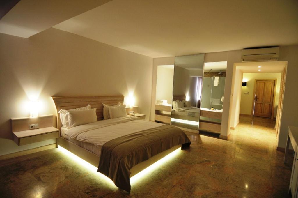 Oliviera Private Island - Kalem Island 4*