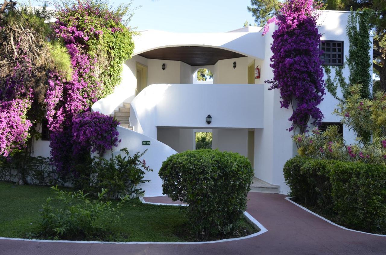 Resort Emelda Sun Club