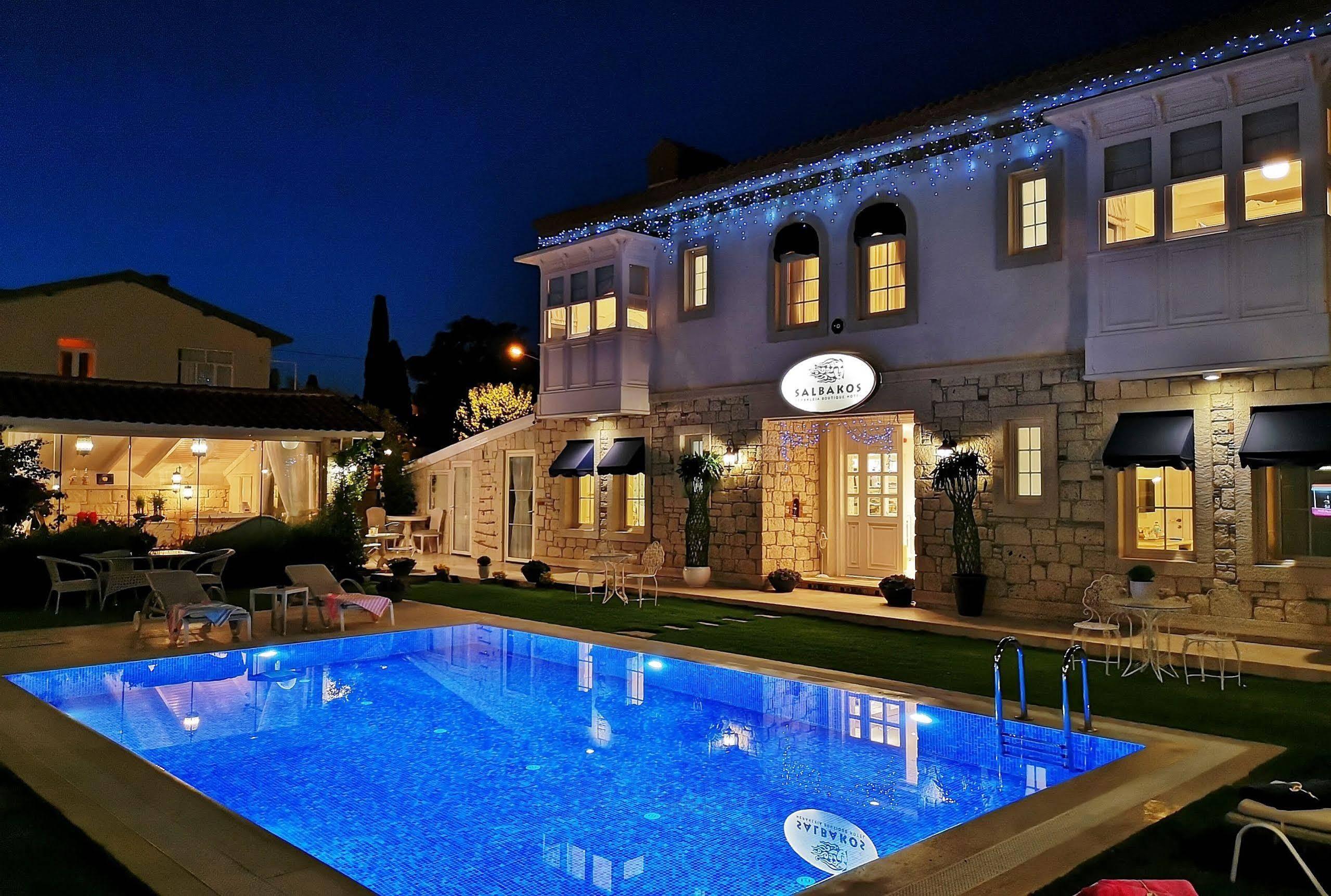Salbakos Herakleia Boutique