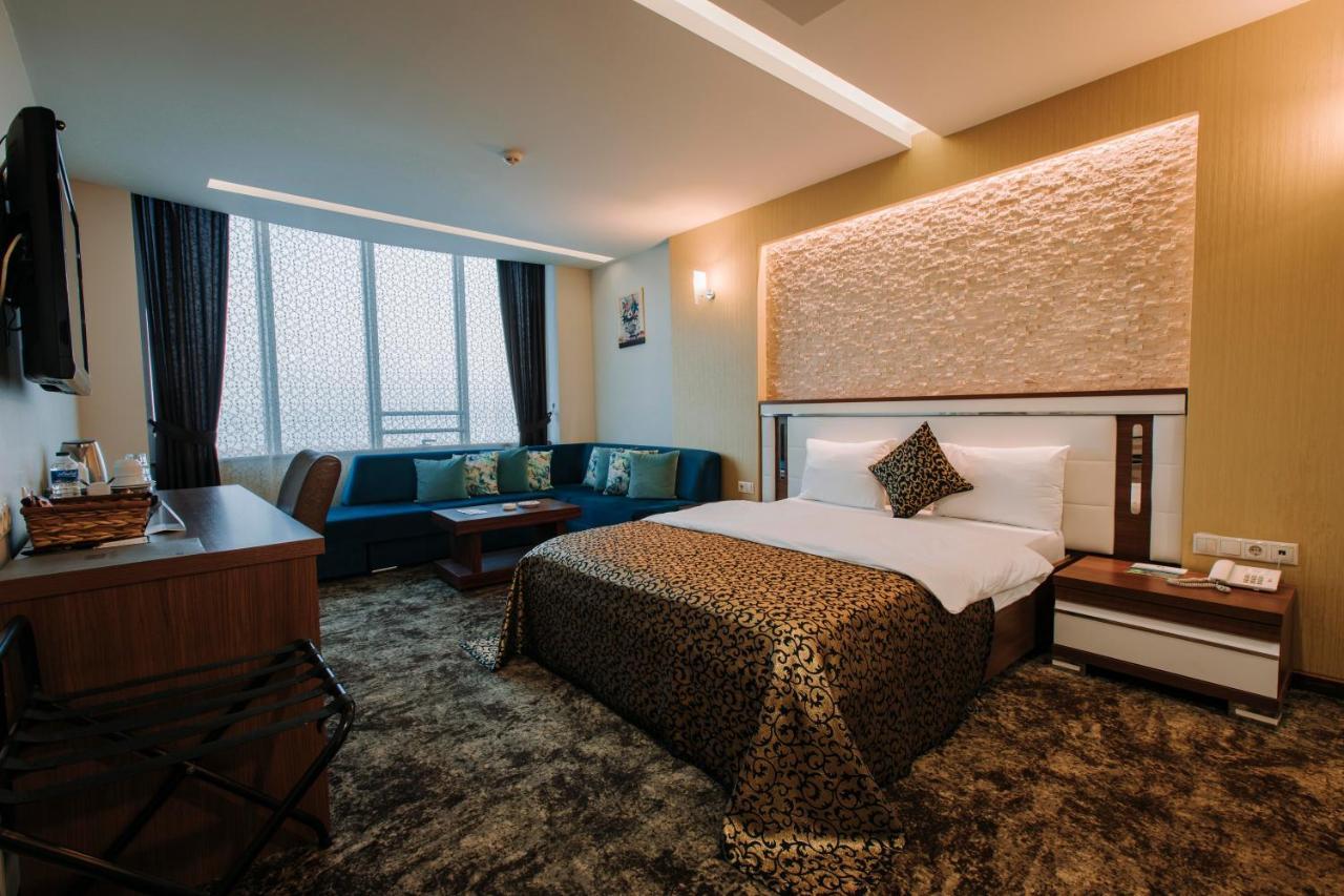 Hotel Ts Gold
