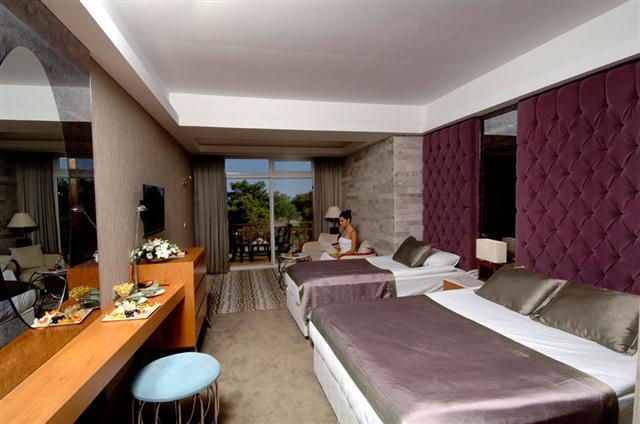 Club Phaselis Hotel 5*