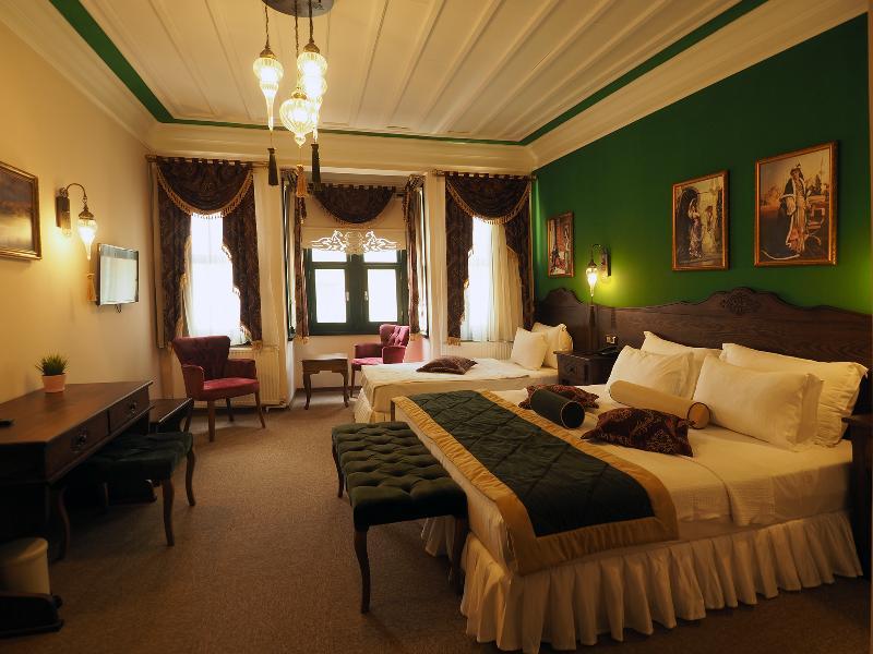 Rose Garden Hotel