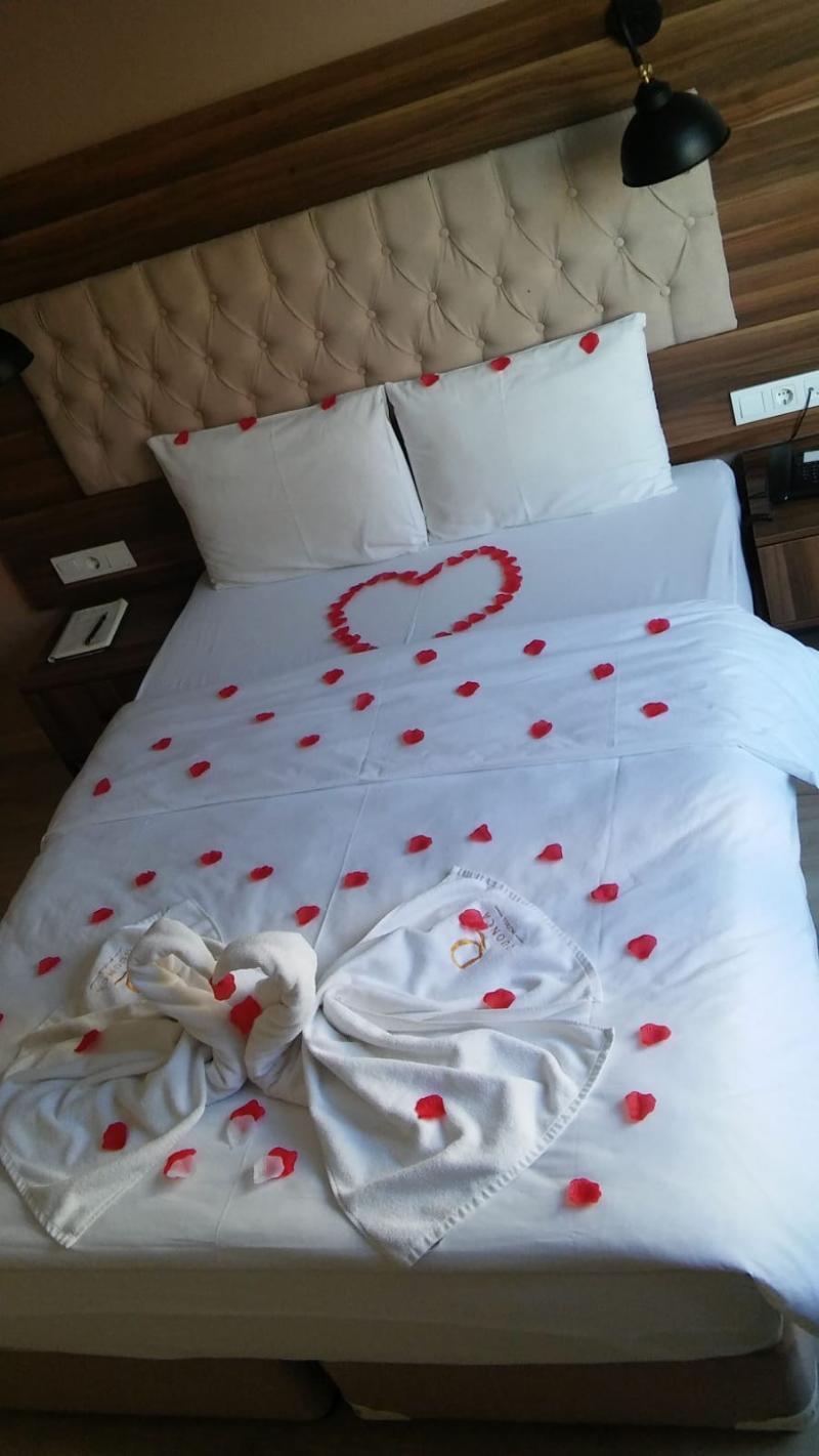 The Reina Hotel 3*