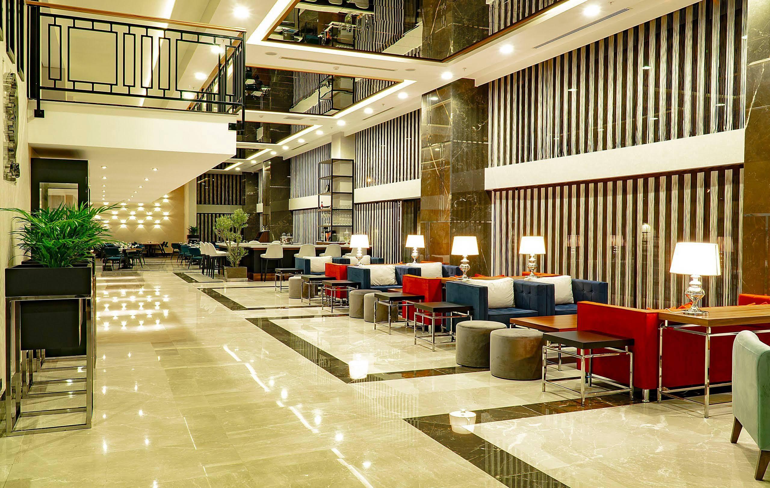 Angel's Park Hotel 4*
