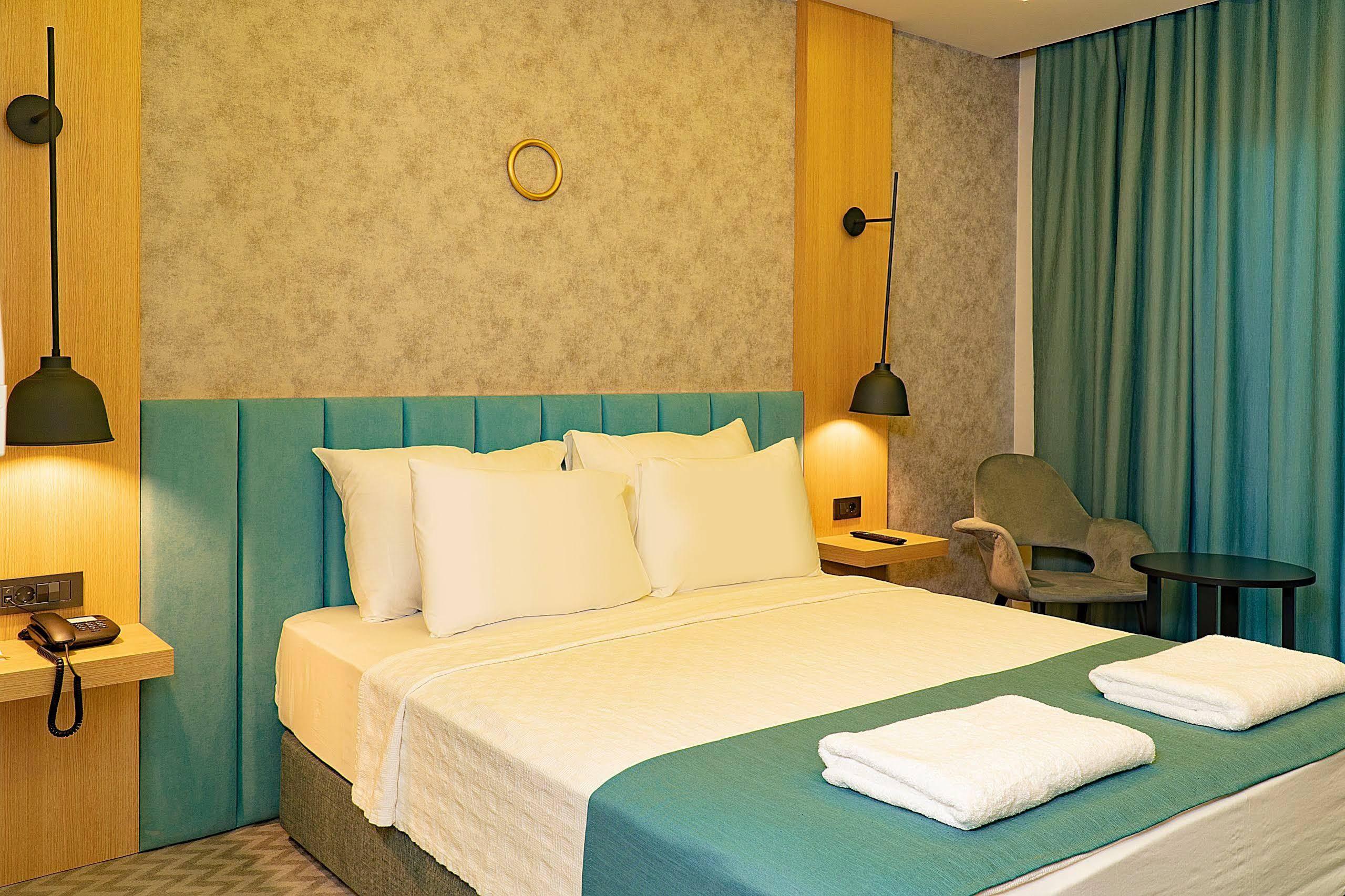 Angel's Park Hotel