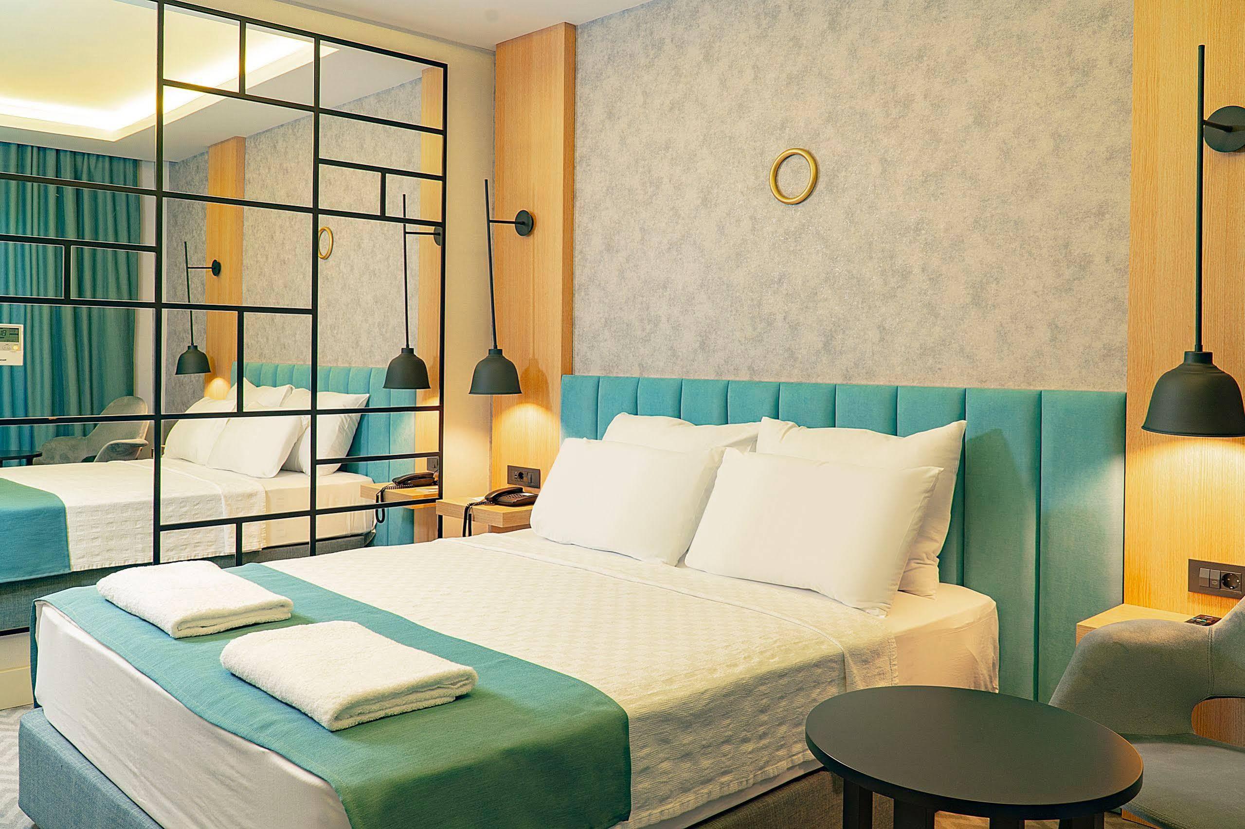 Hotel Angel's Park 4*