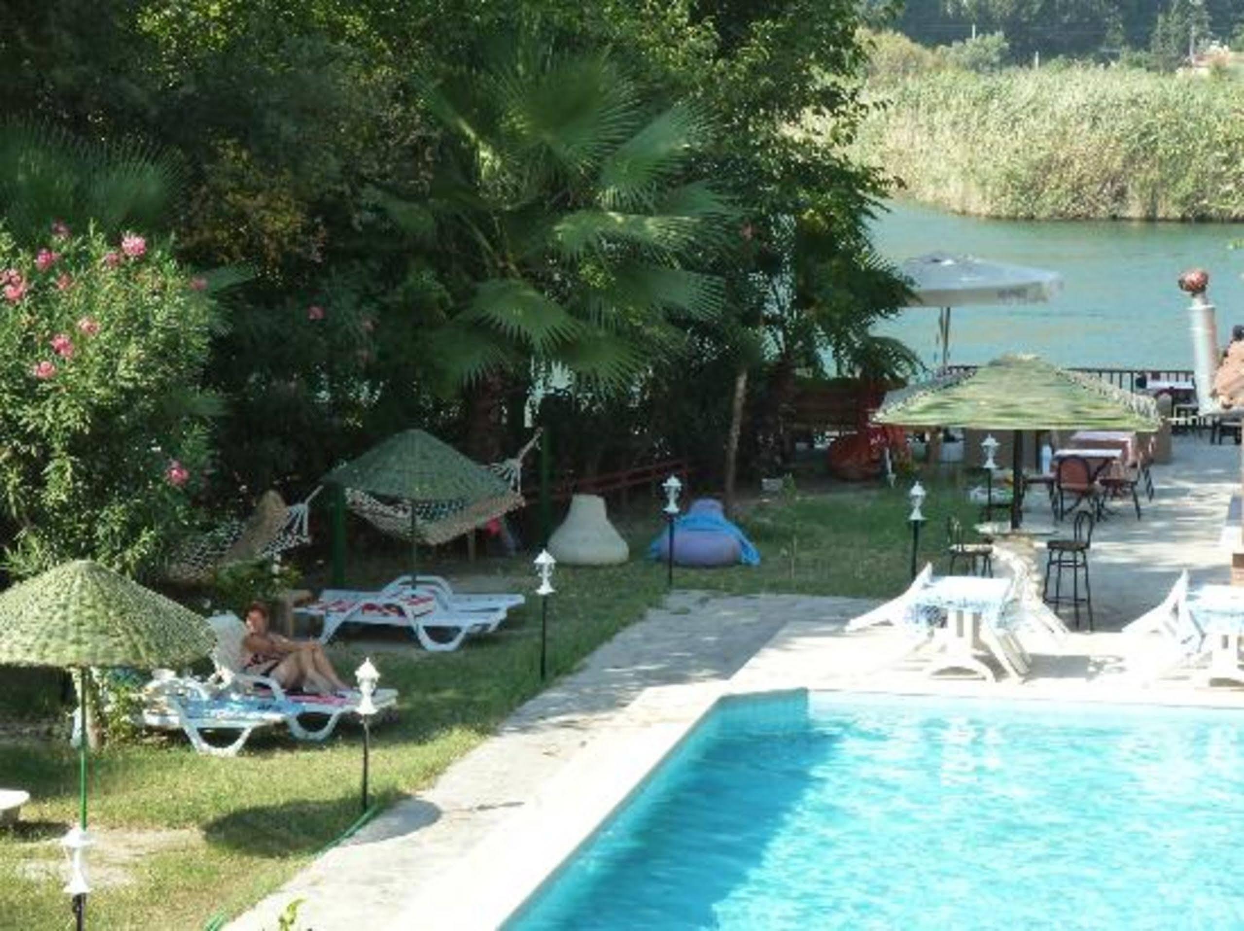 Holiday Hotel Dalyan Dalyan