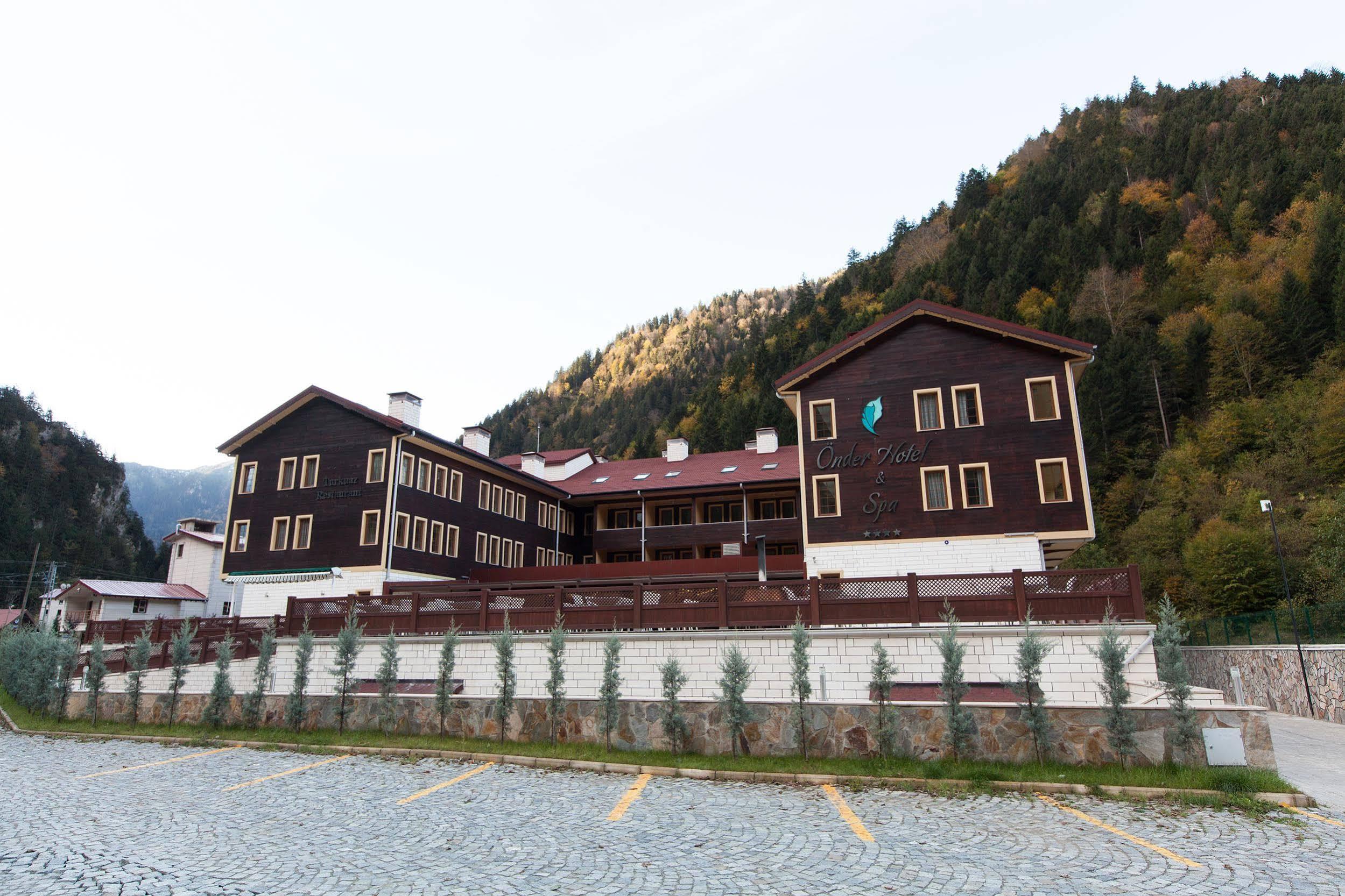 Flora Hotel Uzungol