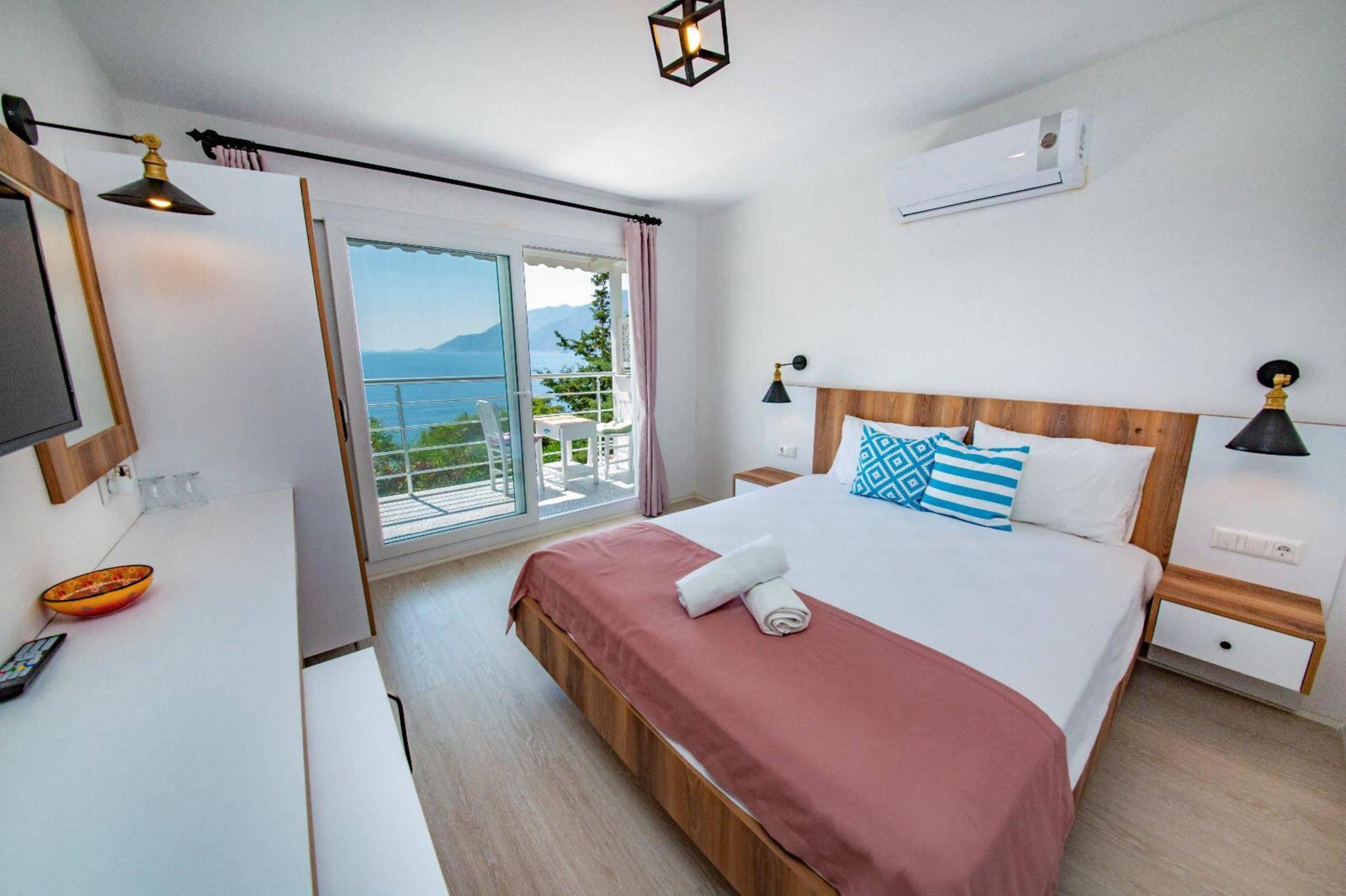 Hotel Arpia 2*