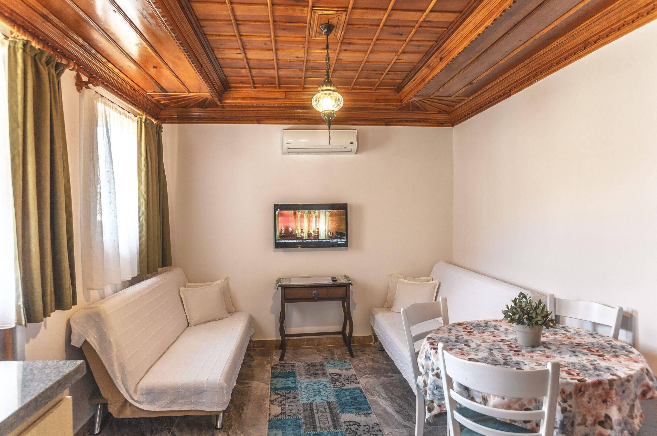 Gumus Aparthotel 3*