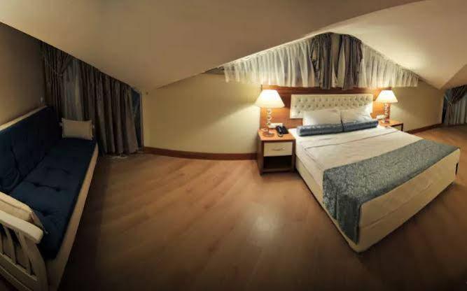 Exelans Hotel 3*