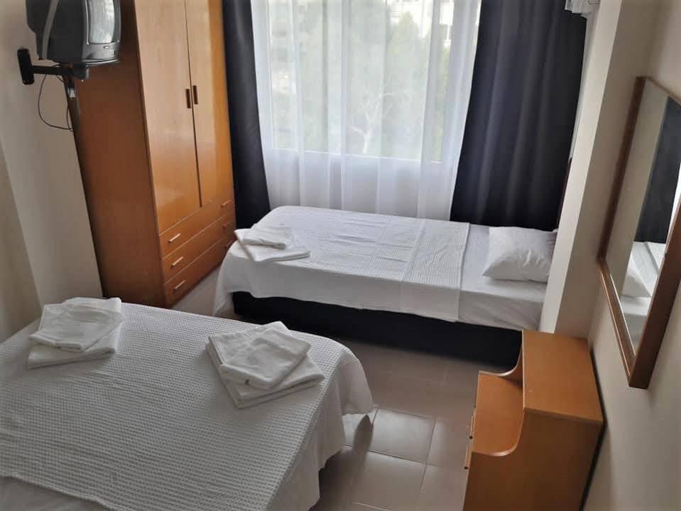 Hotel Konuk