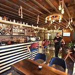 Sunlight Hotel