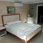 Assos Hotel