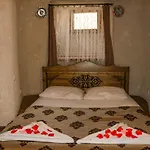 Melek Cave Hotel