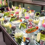 Temple Class Hotel