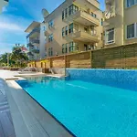 Royalisa City Apart Hotel