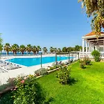 Club Tarhan Serenity