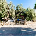 Eucalyptus Pension