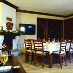 Ada Bacchus Hotel