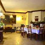 Ada Bacchus Hotel