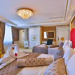 Hotel Emirhan Palace
