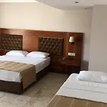 Montana Hotel