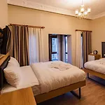 Grand Balyan Hotel & Restaurant