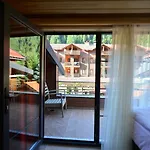 Inanlar Deluxe Hotel & Bungalow