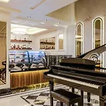 Beethoven Senfoni Hotel