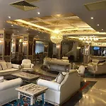Golden Hill Hotel Downtown