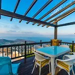 Grand Sea View Aparts
