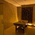 Royal Inci Hotel