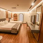 Class Suit Hotel