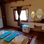 Secret Garden Hotel & Bungalows