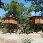 Rahmi\'S Tree Houses
