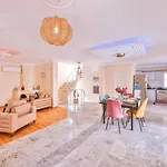Villa Mystic Private Pool-Garden & Sea Views In Central Location