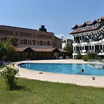 Ares Dream Hotel