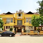 Golden Rock Hotel