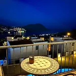 Viola Apart - Kalkan