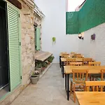 Brothers Cesme Boutique Hotel