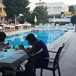 Zara Hotel