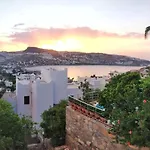 Bodrum Guendogan Koyu Havuzlu Site