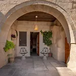 Serinn House