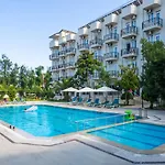 Tal Beach Hotel