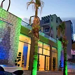 Captain Hotel
