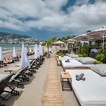Sun Hotel By En Vie Beach (Adults Only)