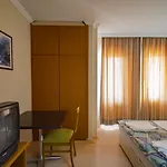 Select Suite & Apart Hotel
